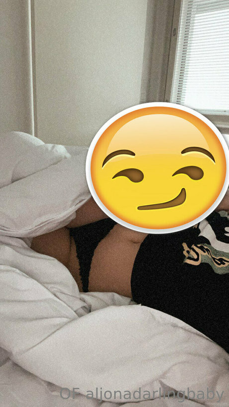 Photo nue de fuite OnlyFans de Aljonadarlingbaby