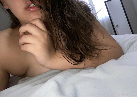 Photo nue de fuite OnlyFans de Laceyrou
