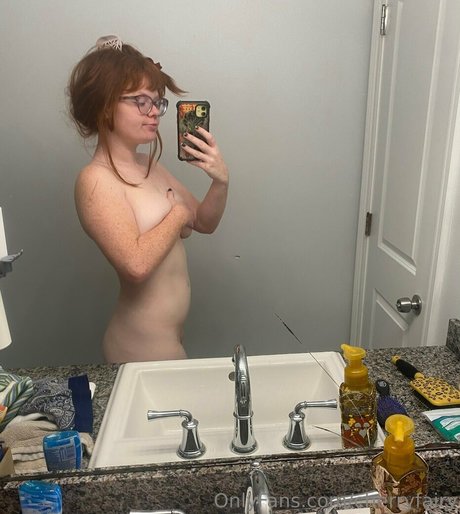 Photo nue de fuite OnlyFans de Cherryfairy
