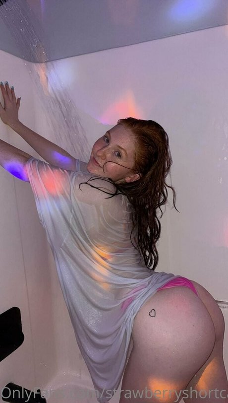 Photo nue de fuite OnlyFans de Strawberryshortcakes420