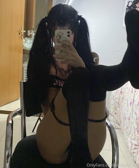 Photo nue de fuite OnlyFans de Mille Tsuki