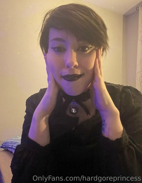 Photo nue de fuite OnlyFans de Hardgoreprincess