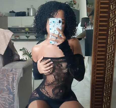 Photo nue de fuite OnlyFans de Alice Santa Clara