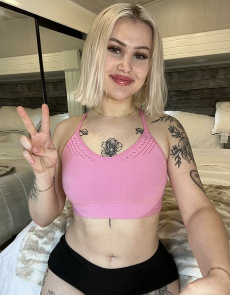 Photo nue de fuite OnlyFans de Leeza