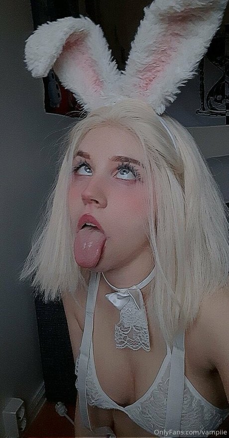 Photo nue de fuite OnlyFans de Vampiie