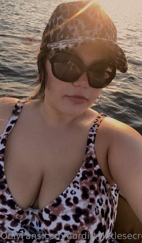 Photo nue de fuite OnlyFans de Ourdirtylittlesecret96
