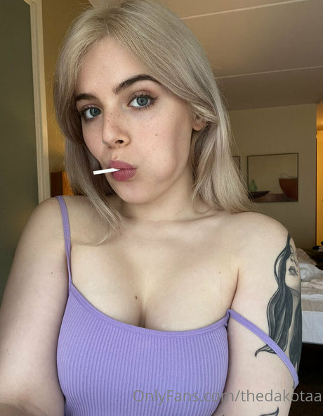 Photo nue de fuite OnlyFans de Thedakotaa
