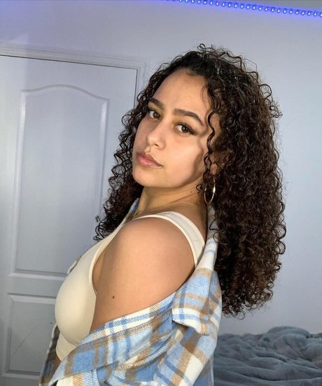 Photo nue de fuite OnlyFans de Bugzyyp