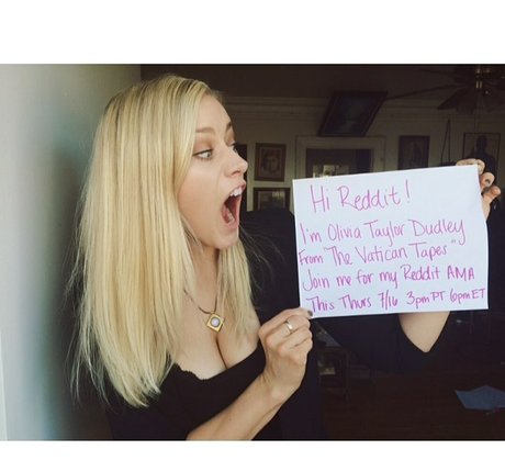 Photo nue de fuite OnlyFans de Olivia Taylor Dudley