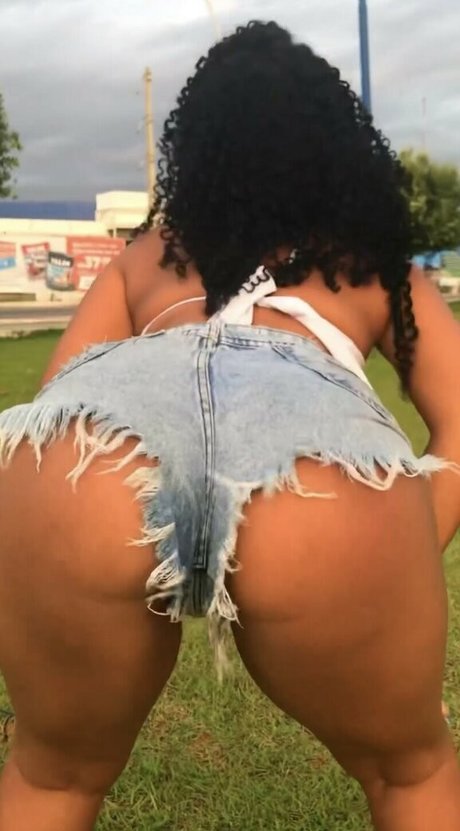 Photo nue de fuite OnlyFans de Oficbruninha12