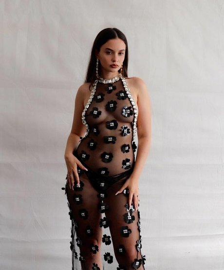 Photo nue de fuite OnlyFans de Sabrina Claudio