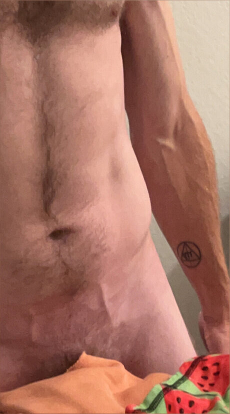 Photo nue de fuite OnlyFans de Sebastian Gamble