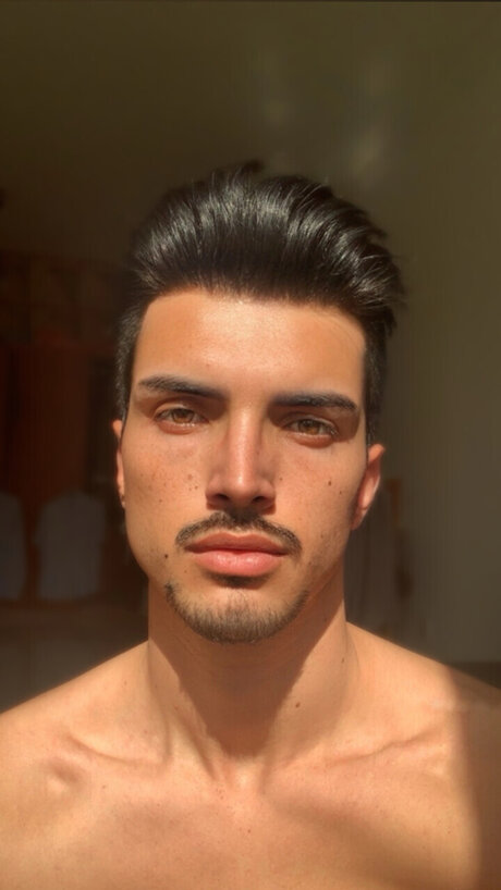 Photo nue de fuite OnlyFans de Tom Stack