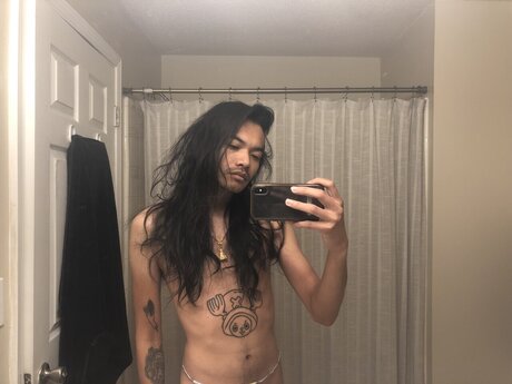 Photo nue de fuite OnlyFans de Sov
