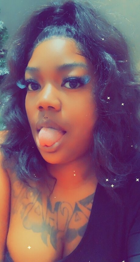 Photo nue de fuite OnlyFans de Issa Nae Naee
