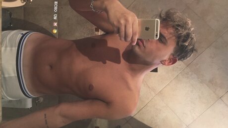Photo nue de fuite OnlyFans de Kevin   Vip 