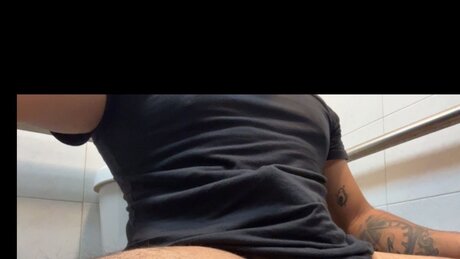 Photo nue de fuite OnlyFans de Joshua Garcia