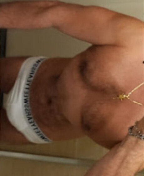 Photo nue de fuite OnlyFans de Andregrosso24