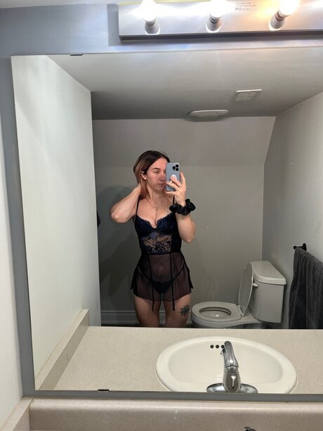Photo nue de fuite OnlyFans de J