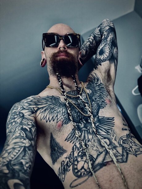 Photo nue de fuite OnlyFans de The Viking Beard