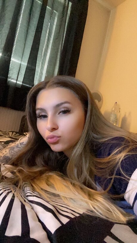 Photo nue de fuite OnlyFans de Rae