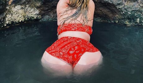 Photo nue de fuite OnlyFans de Niqu