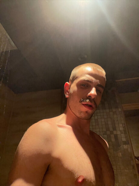 Photo nue de fuite OnlyFans de Mreggplant