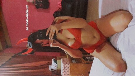 Photo nue de fuite OnlyFans de Mia