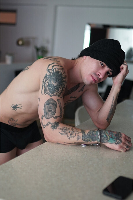 Photo nue de fuite OnlyFans de Eduardo Suave