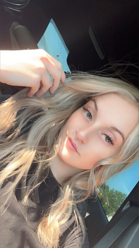 Photo nue de fuite OnlyFans de Emily Paige