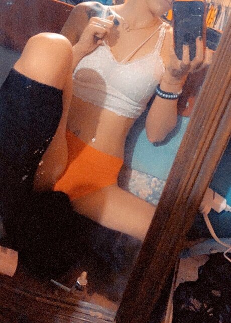 Photo nue de fuite OnlyFans de Golden Ticket