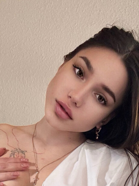 Photo nue de fuite OnlyFans de Monika