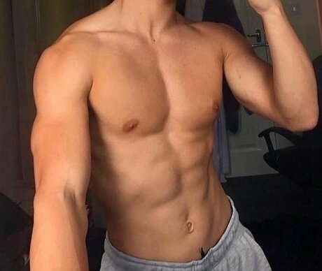 Photo nue de fuite OnlyFans de Ross Macblain