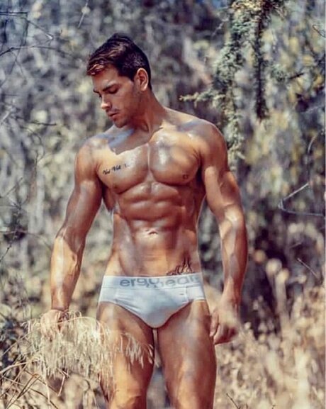 Photo nue de fuite OnlyFans de Paulo Casanova