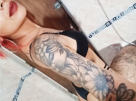 Photo nue de fuite OnlyFans de   