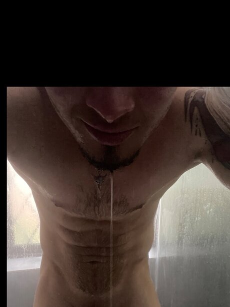 Photo nue de fuite OnlyFans de Atlaz Boy