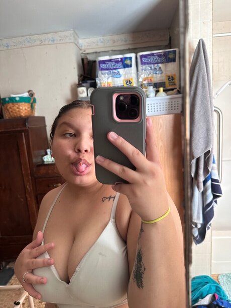 Photo nue de fuite OnlyFans de Bre