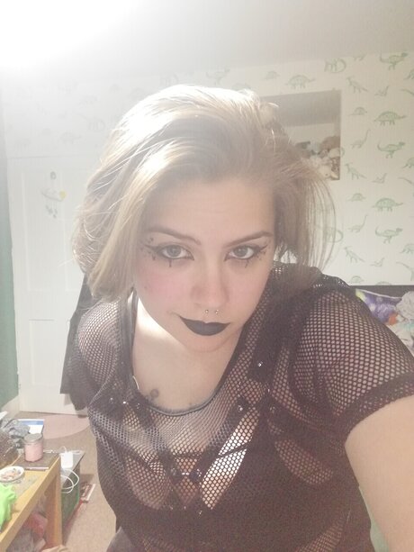 Photo nue de fuite OnlyFans de Athena
