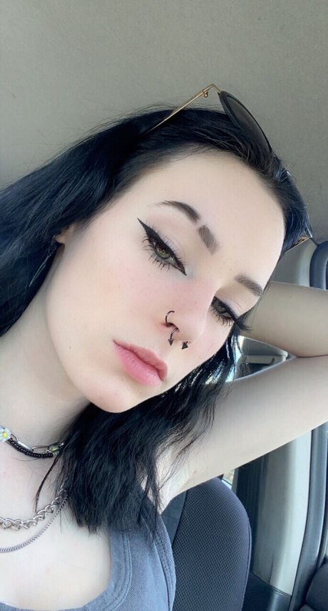 Photo nue de fuite OnlyFans de Luna 