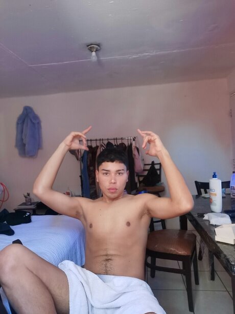 Photo nue de fuite OnlyFans de Alexey Ortiz
