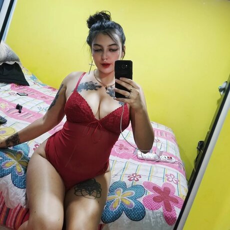 Photo nue de fuite OnlyFans de Pazvalen19