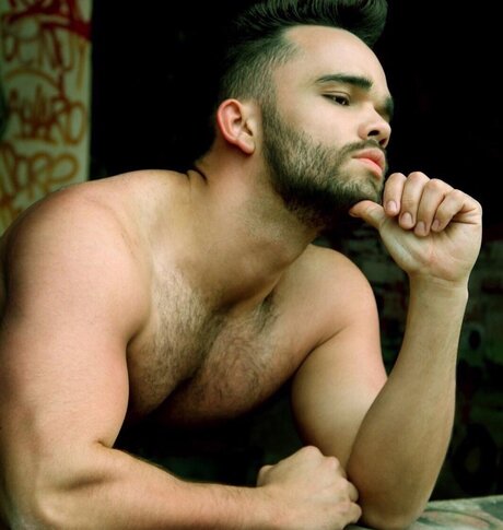 Photo nue de fuite OnlyFans de Bruno Di Castro