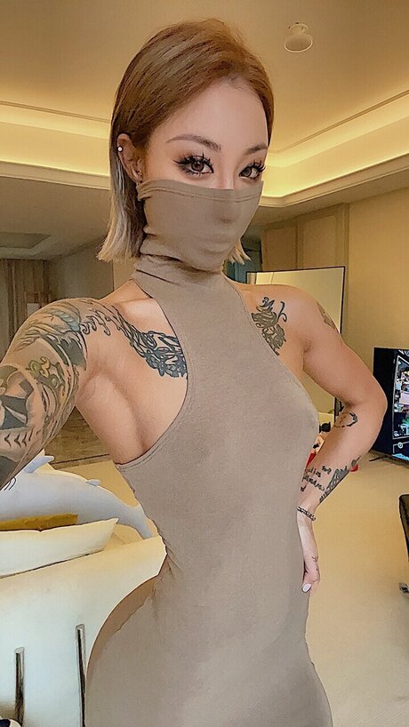 Photo nue de fuite OnlyFans de Okubo