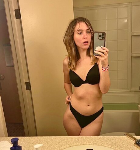 Photo nue de fuite OnlyFans de Valentina Jade