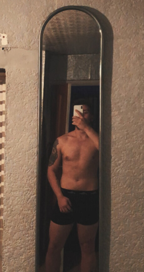 Photo nue de fuite OnlyFans de Marcus James