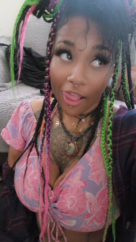 Photo nue de fuite OnlyFans de Glitch Goddess