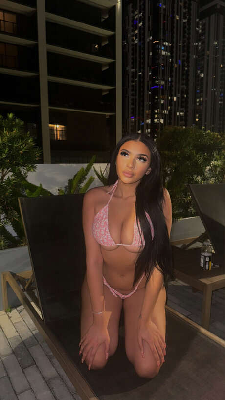 Photo nue de fuite OnlyFans de Lina Sara