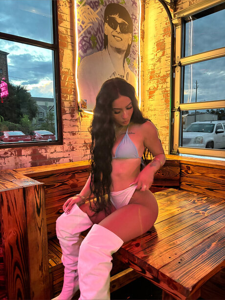 Photo nue de fuite OnlyFans de Isa