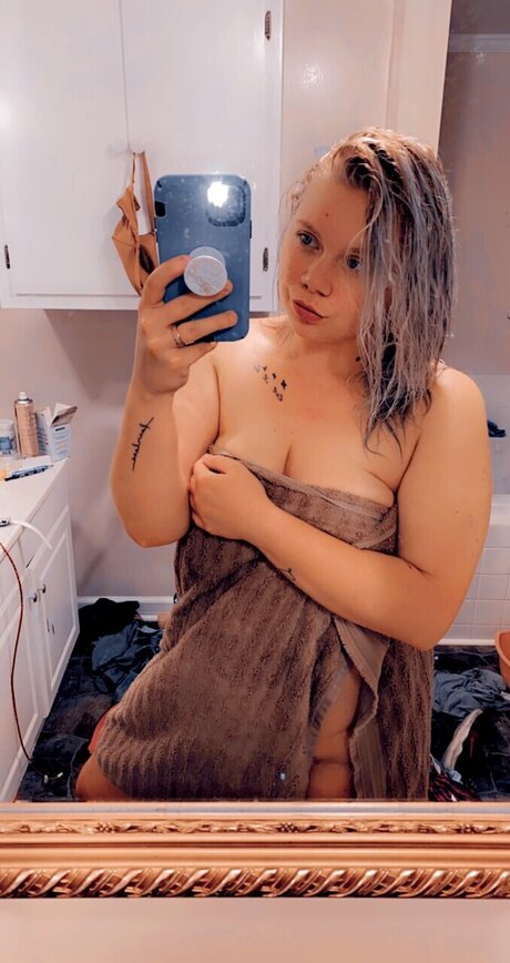 Photo nue de fuite OnlyFans de Bre