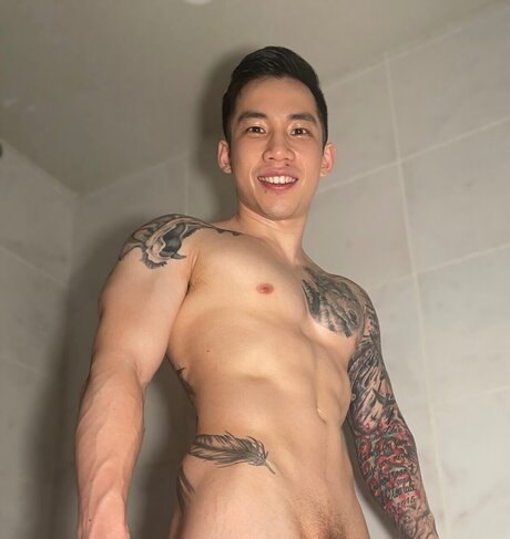 Photo nue de fuite OnlyFans de Shanghai Trainer